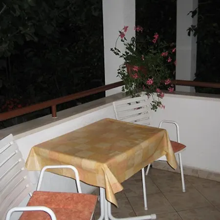 Apartment Studio Zivogosce Blato 1057a